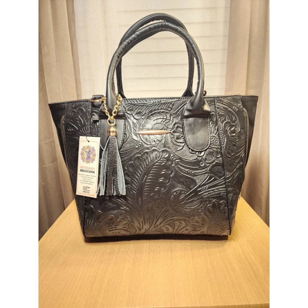 Black Zippered Floral Embossed Tooled Artisan LEATHER Hobo Bag Purse Artesanal